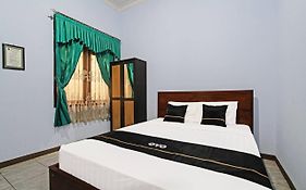 Capital O 91355 Hotel Mustika 1 Syariah
